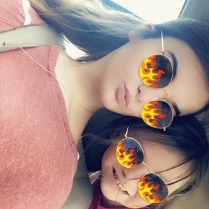 Meet your Posher, Riley